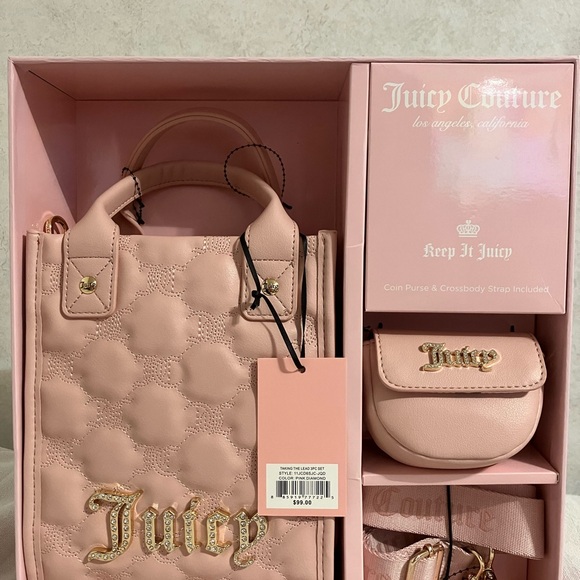 Juicy Couture Handbags - Juicy Couture Pink Quilted Crossbody Bag Set